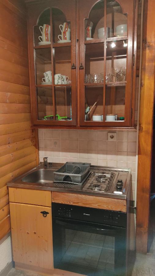 הוילה Zlobin Kuca Za Odmor "Med Strmci" מראה חיצוני תמונה